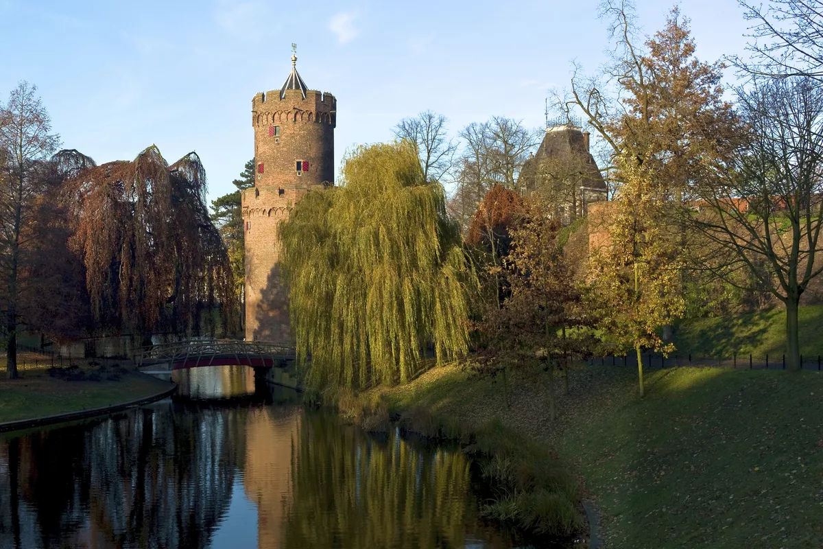 Kronenburgerpark, Nijmegen - © shutterstock_119761441