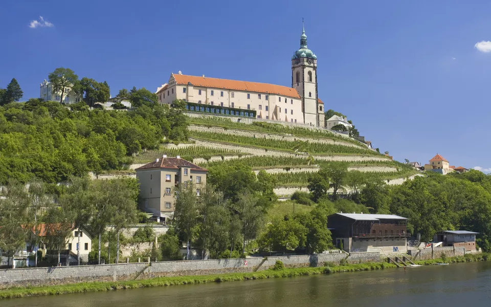 Schloss M?lnik - © shutterstock_60263131