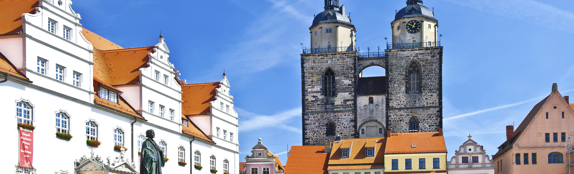 Marktplatz mit Martin Luther Monument, Wittenberg - © shutterstock_83617339