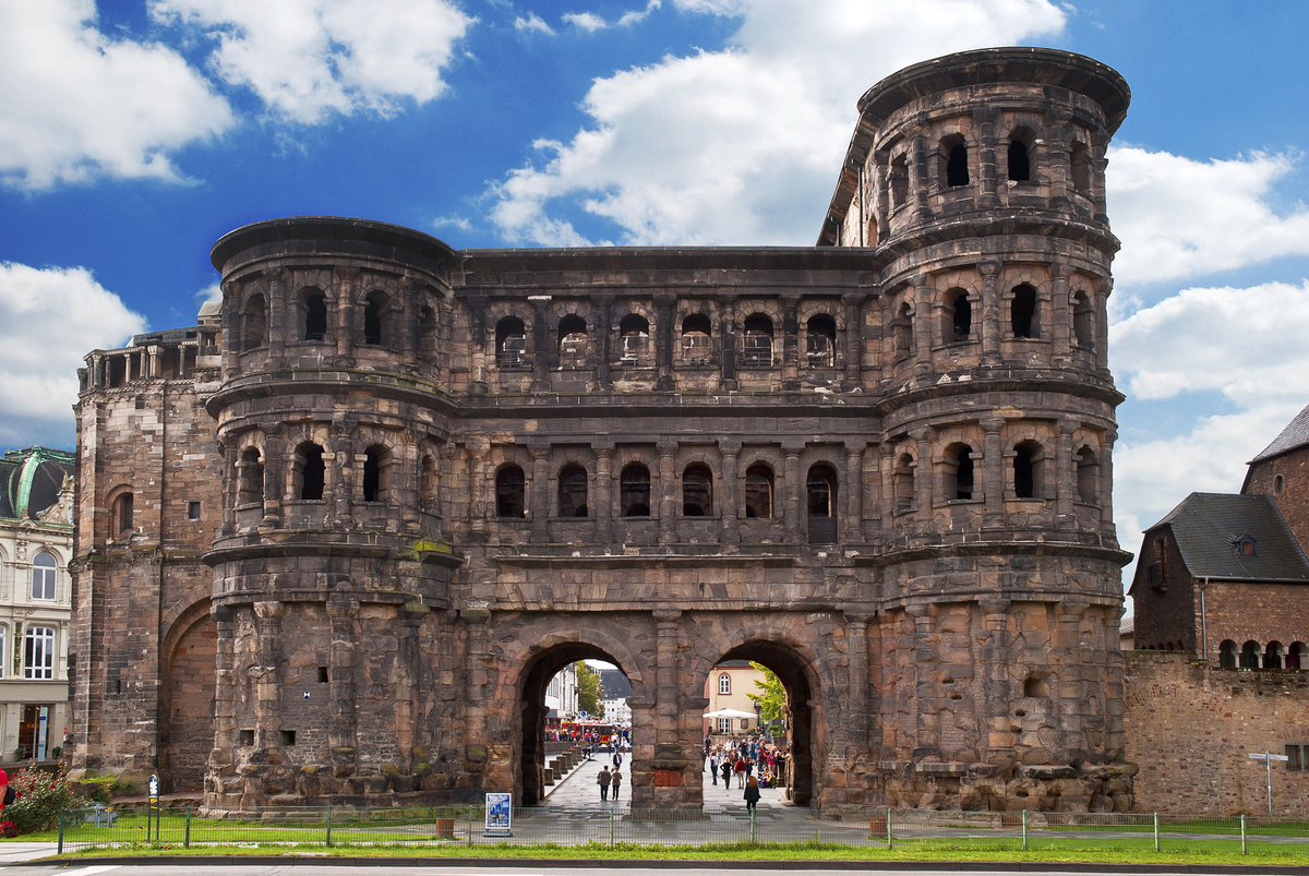 Porta Nigra, Trier - © Getty Images/iStockphoto