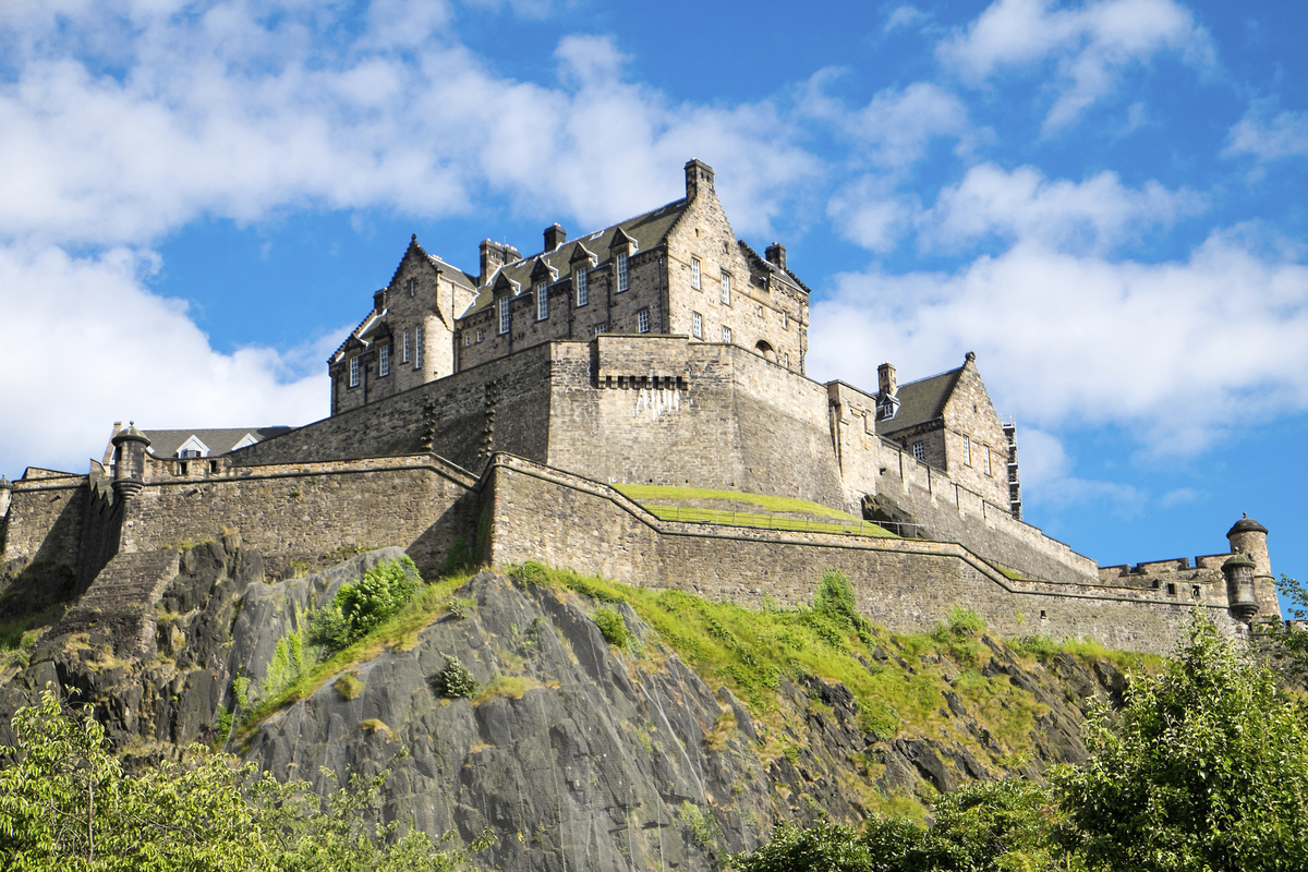 Edinburgh Castle - © shutterstock_223922812