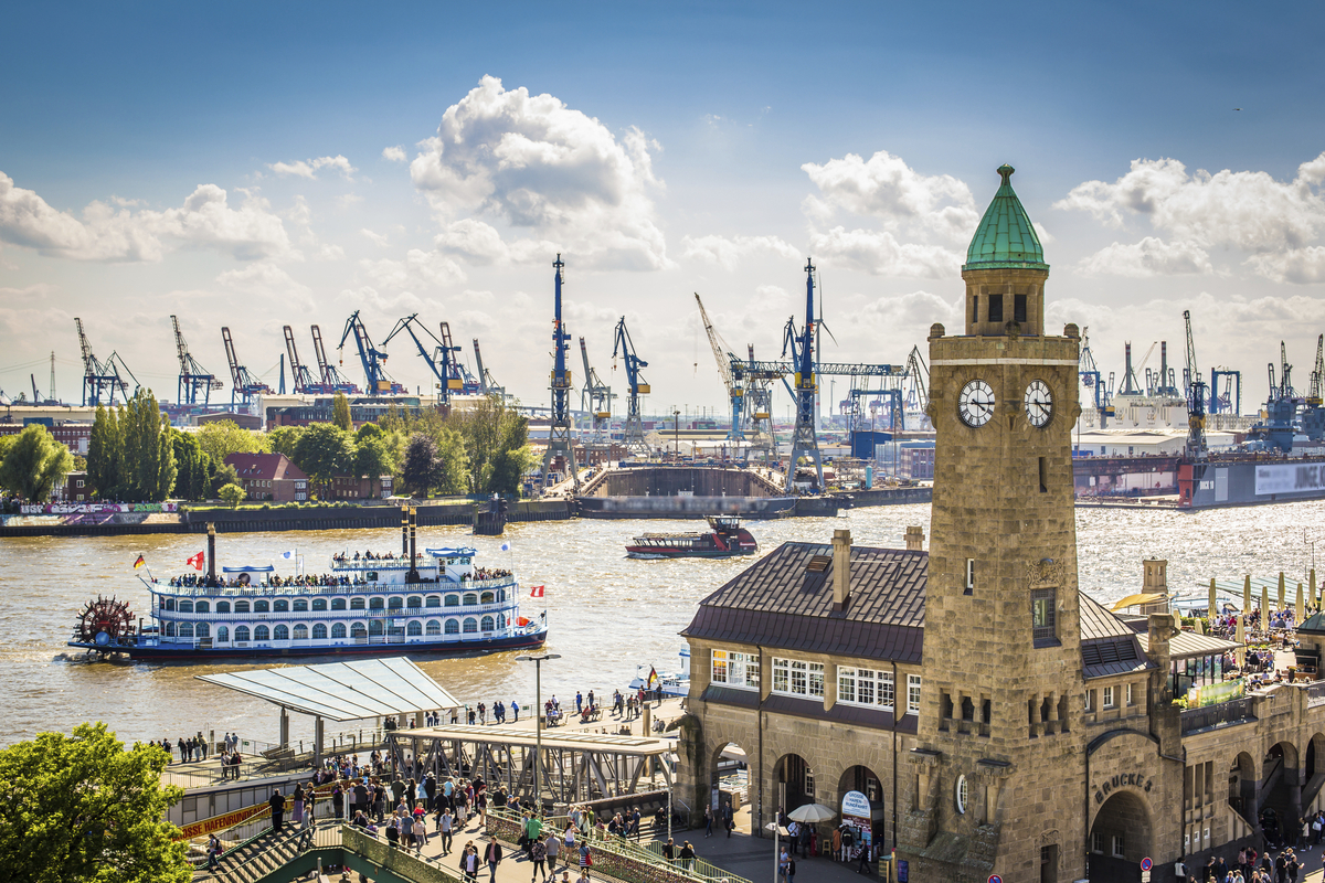 St.Pauli-Landungsbrücken, Hamburg - © ©powell83 - stock.adobe.com