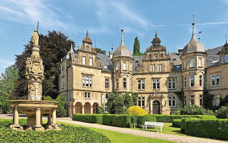 Schloss Bückeburg in Bückeburg - © BildPix.de - Fotolia