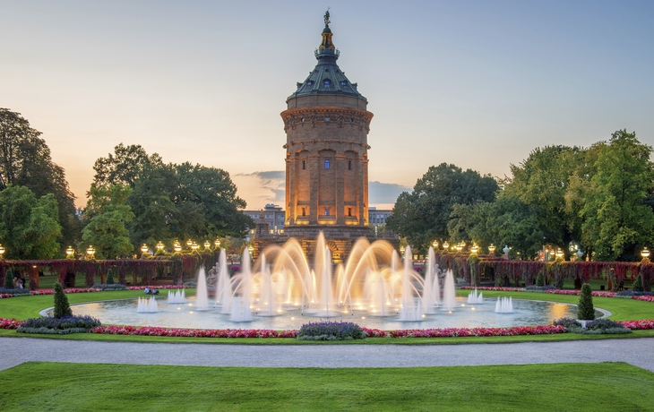 Alter Wasserturm, Mannheim - © Timo Christ       mail@timochrist.com