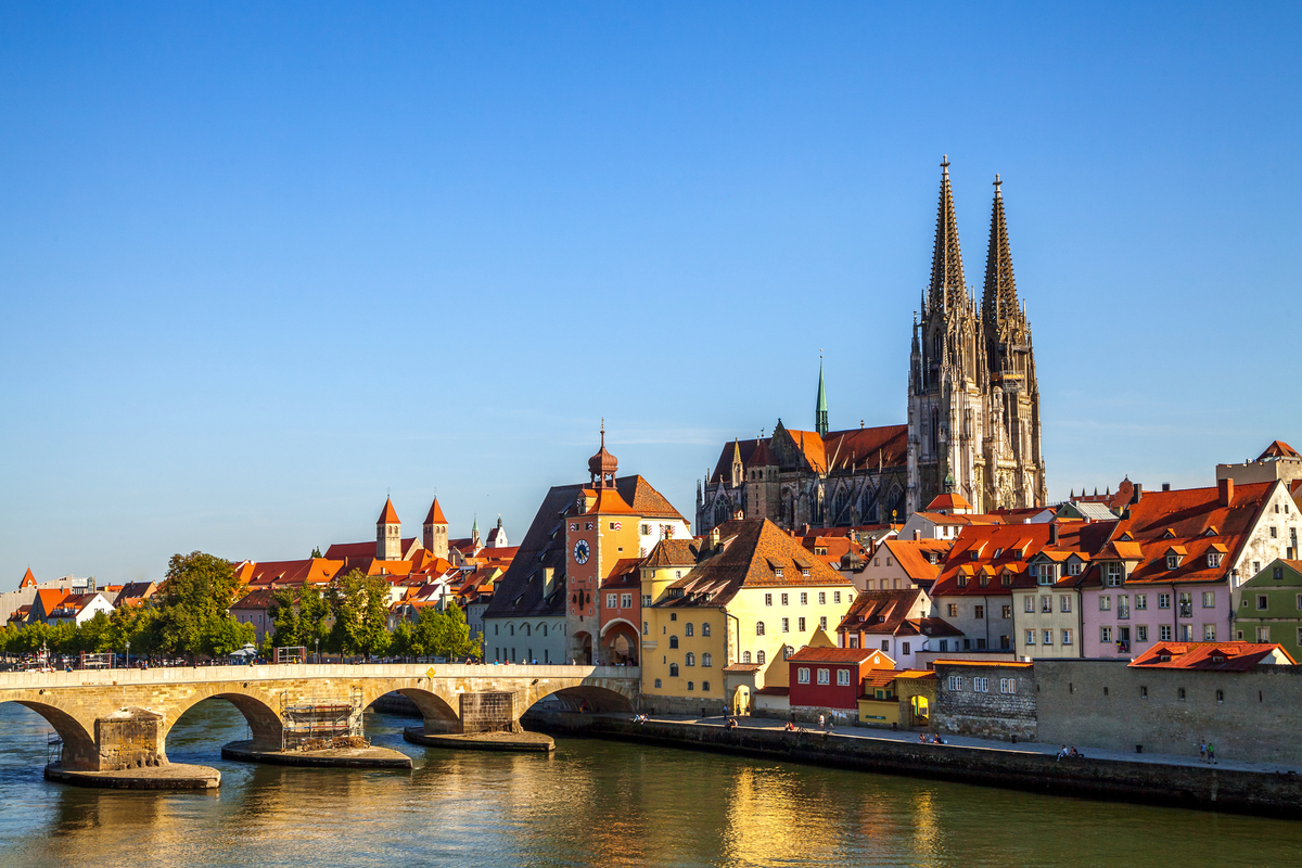 Regensburg - © Sina Ettmer - stock.adobe.com