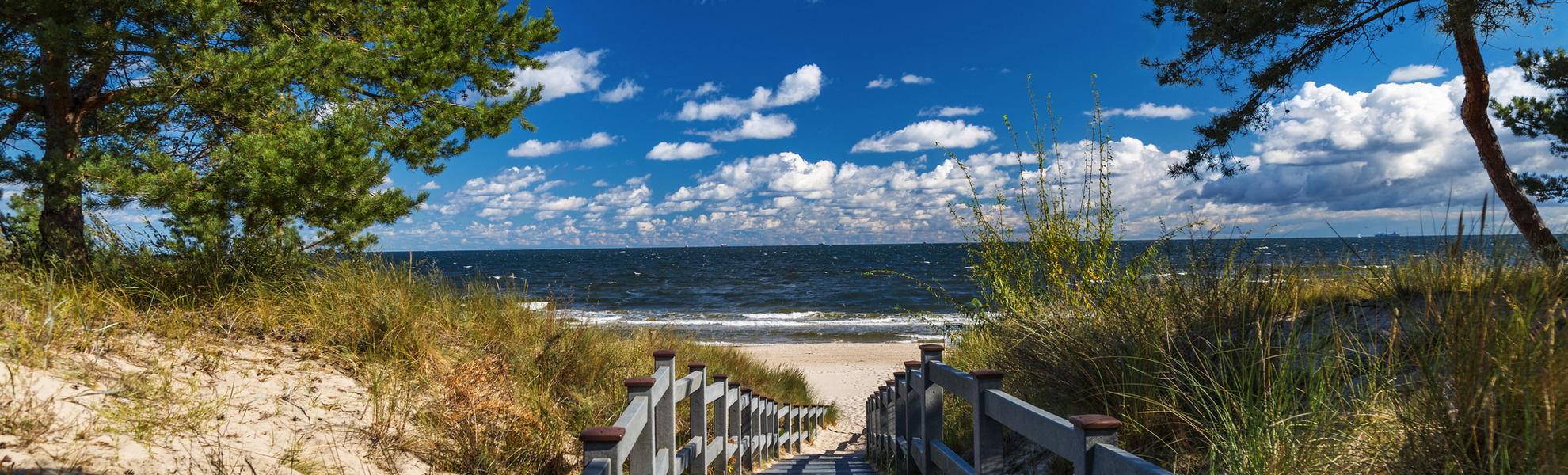 hölzerner Strandweg auf Usedom - © Michael Schnell