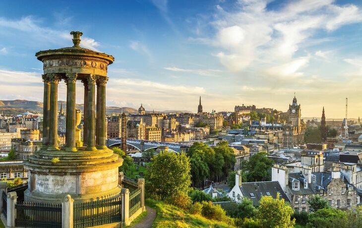 Blick von Carlton Hill über Edinburgh - © shaiith - Fotolia