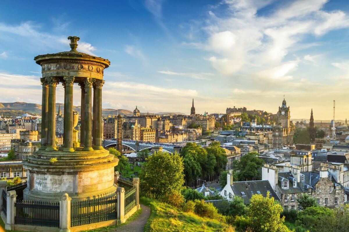 Blick von Carlton Hill über Edinburgh - © shaiith - Fotolia